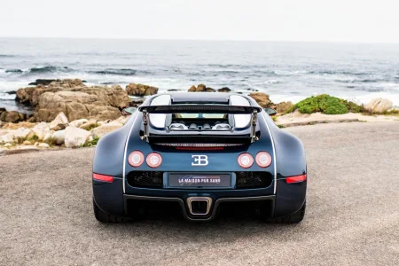 2026-bugatti-la-maison-pur-sang-veyron-20-years-5