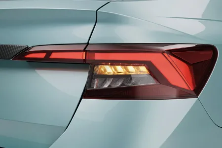 2026-skoda-slavia-prestige-indie-10