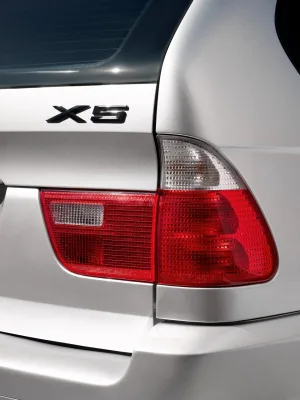 bmw-x5-e53-kith-6