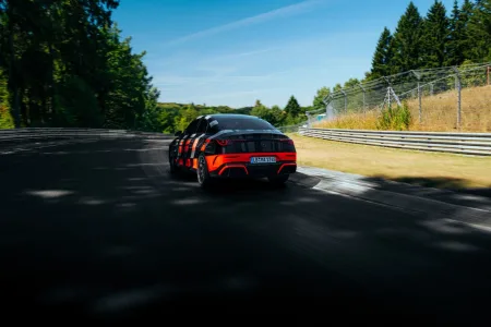 mercedes-amg-cla-45-4matic-rekord-na-nurburgring-nordschleife-5