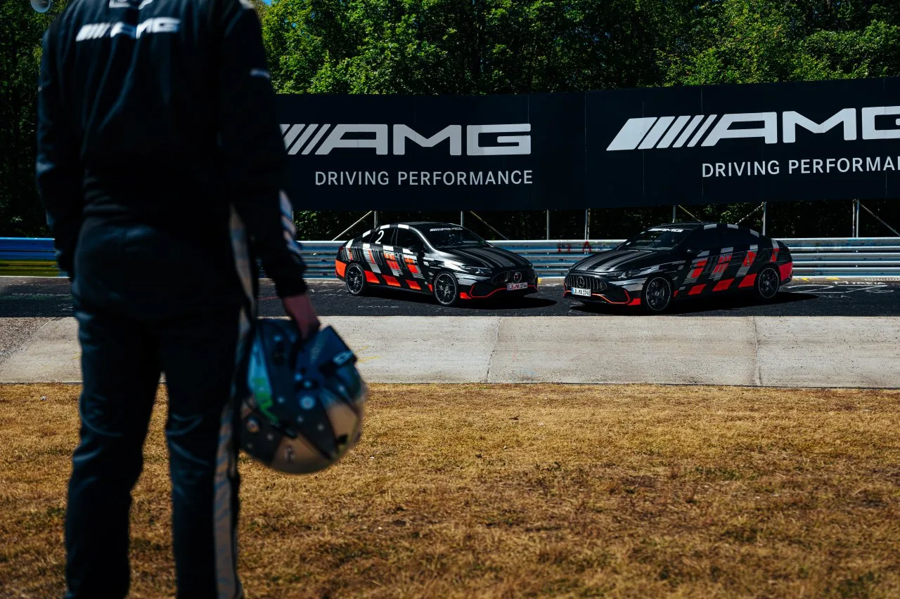 mercedes-amg-cla-45-4matic-rekord-na-nurburgring-nordschleife