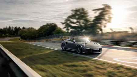 porsche-911-gt2-rs-porsche-flachbau-rs-11