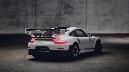 porsche-911-gt2-rs-porsche-flachbau-rs-18