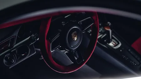 porsche-911-gt2-rs-porsche-flachbau-rs-25
