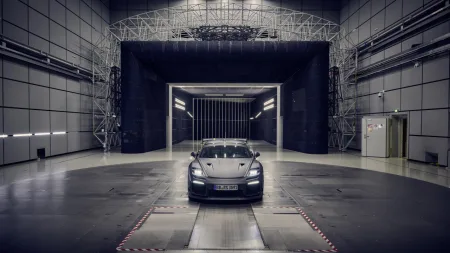 porsche-911-gt2-rs-porsche-flachbau-rs-7