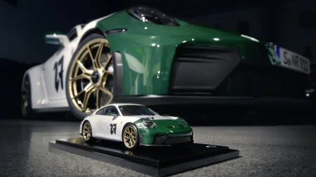 porsche-911-gt3-100-jahre-nurburgring-15