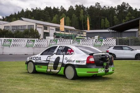 skoda-octavia-vrs-bonneville-special-9