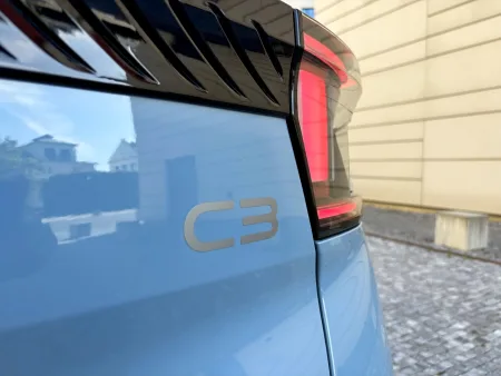 test-2026-citroen-c3-aircross-hybrid-145-e-dcs6-11