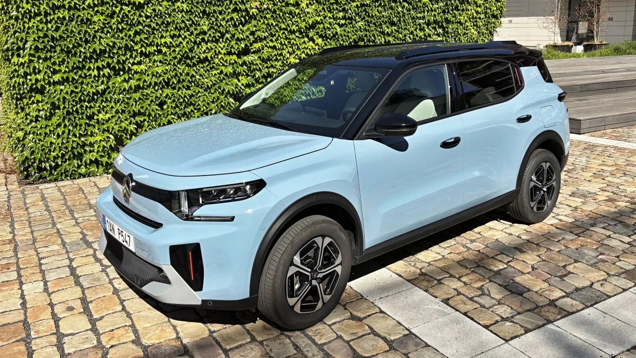 test-2026-citroen-c3-aircross-hybrid-145-e-dcs6