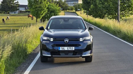 test-2026-citroen-c5-aircross-hybrid-145-max-1
