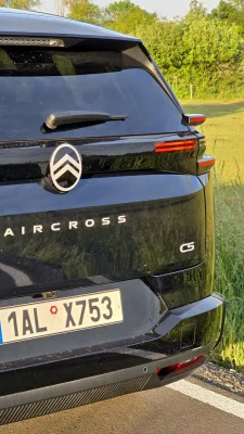 test-2026-citroen-c5-aircross-hybrid-145-max-11