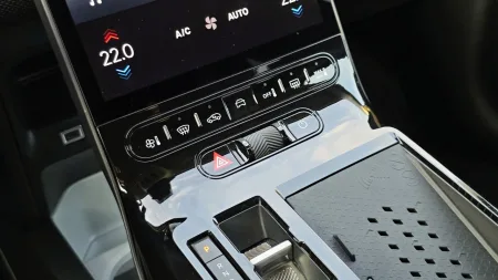 test-2026-citroen-c5-aircross-hybrid-145-max-17