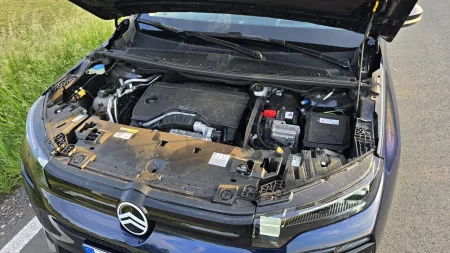 test-2026-citroen-c5-aircross-hybrid-145-max-29