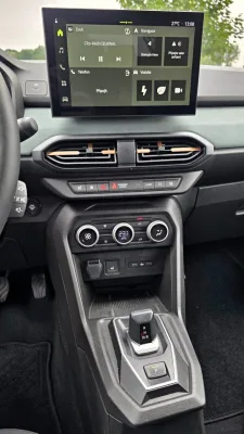 test-2026-dacia-jogger-hybrid-155-extreme-21
