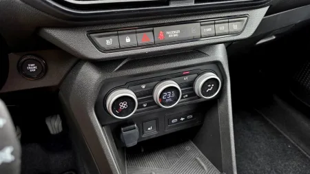 test-2026-dacia-jogger-hybrid-155-extreme-22