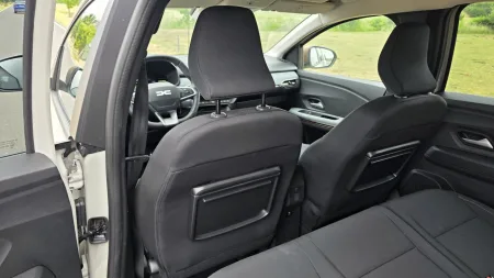 test-2026-dacia-jogger-hybrid-155-extreme-25