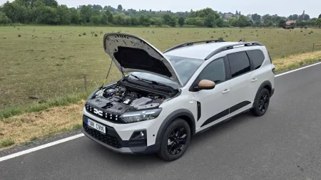test-2026-dacia-jogger-hybrid-155-extreme-30