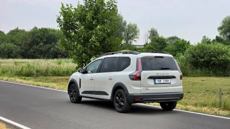 test-2026-dacia-jogger-hybrid-155-extreme-5