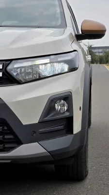 test-2026-dacia-jogger-hybrid-155-extreme-9
