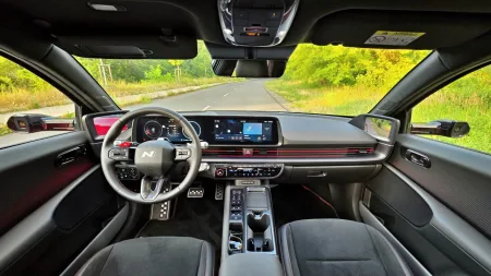 test-2026-hyundai-ioniq-6-power-4x4-n-line-elektromobil-23