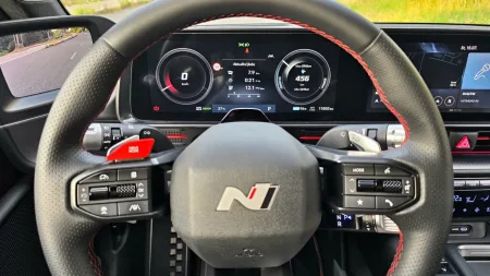 test-2026-hyundai-ioniq-6-power-4x4-n-line-elektromobil-24