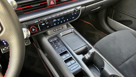 test-2026-hyundai-ioniq-6-power-4x4-n-line-elektromobil-30