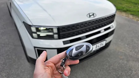 test-2026-hyundai-santa-fe-16-t-gdi-hev-4x4-12