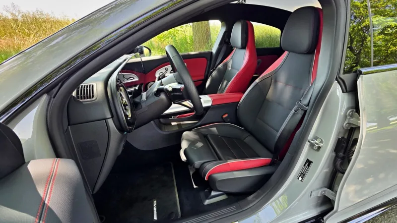test-2026-mercedes-benz-cla-200-mhev-24