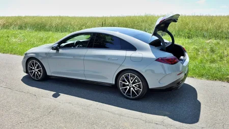 test-2026-mercedes-benz-cla-200-mhev-28