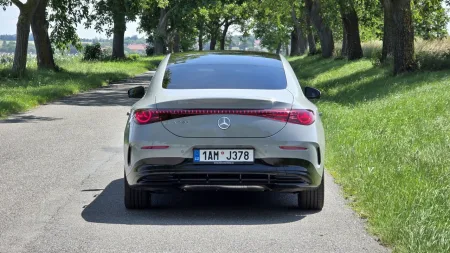 test-2026-mercedes-benz-cla-200-mhev-5