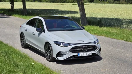 test-2026-mercedes-benz-cla-200-mhev-8
