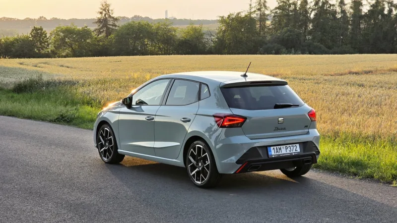 test-2026-seat-ibiza-fr-1-5-tsi-dsg-4