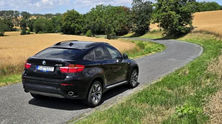 test-ojetiny-2013-bmw-x6-40d-xdrive-12
