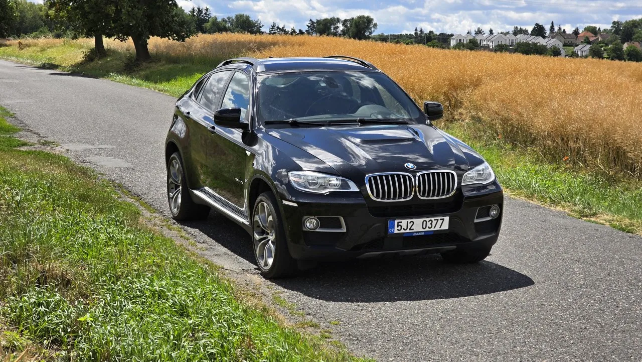 test-ojetiny-2013-bmw-x6-40d-xdrive-13