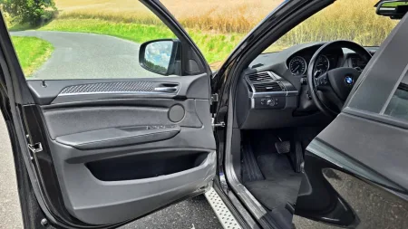test-ojetiny-2013-bmw-x6-40d-xdrive-17