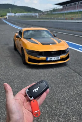 ford-mustang-autodrom-most-pavel-srp-2