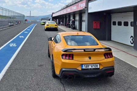ford-mustang-autodrom-most-pavel-srp-3