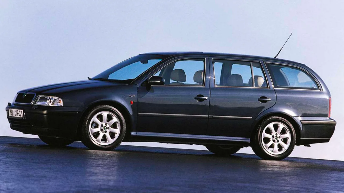 1-generace-skoda-octavia-combi-laurin-klement_bbffc1a3-1440x810