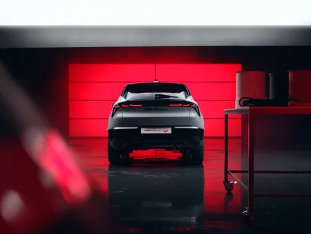 2026-alfa-romeo-junior-luna-rossa-5