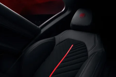 2026-alfa-romeo-stelvio-edizione-luna-rossa-11