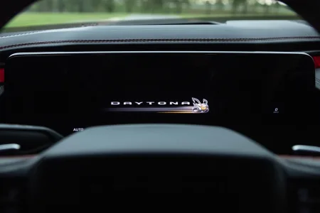 2026-dodge-charger-daytona-elektromobil-11