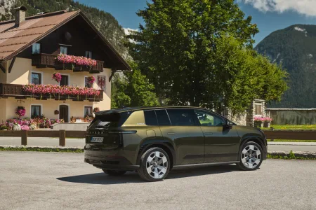 2026-skoda-peaq-prvni-jizda-3