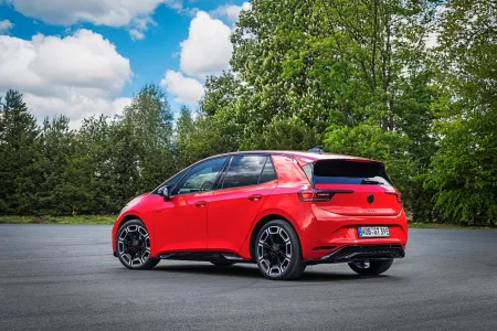 2026-volkswagen-id-3-gti-3