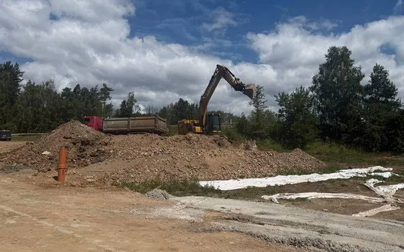 Řidiče na I/13 čekají měsíce omezení. Křižovatka u Boru prochází zásadní proměnou