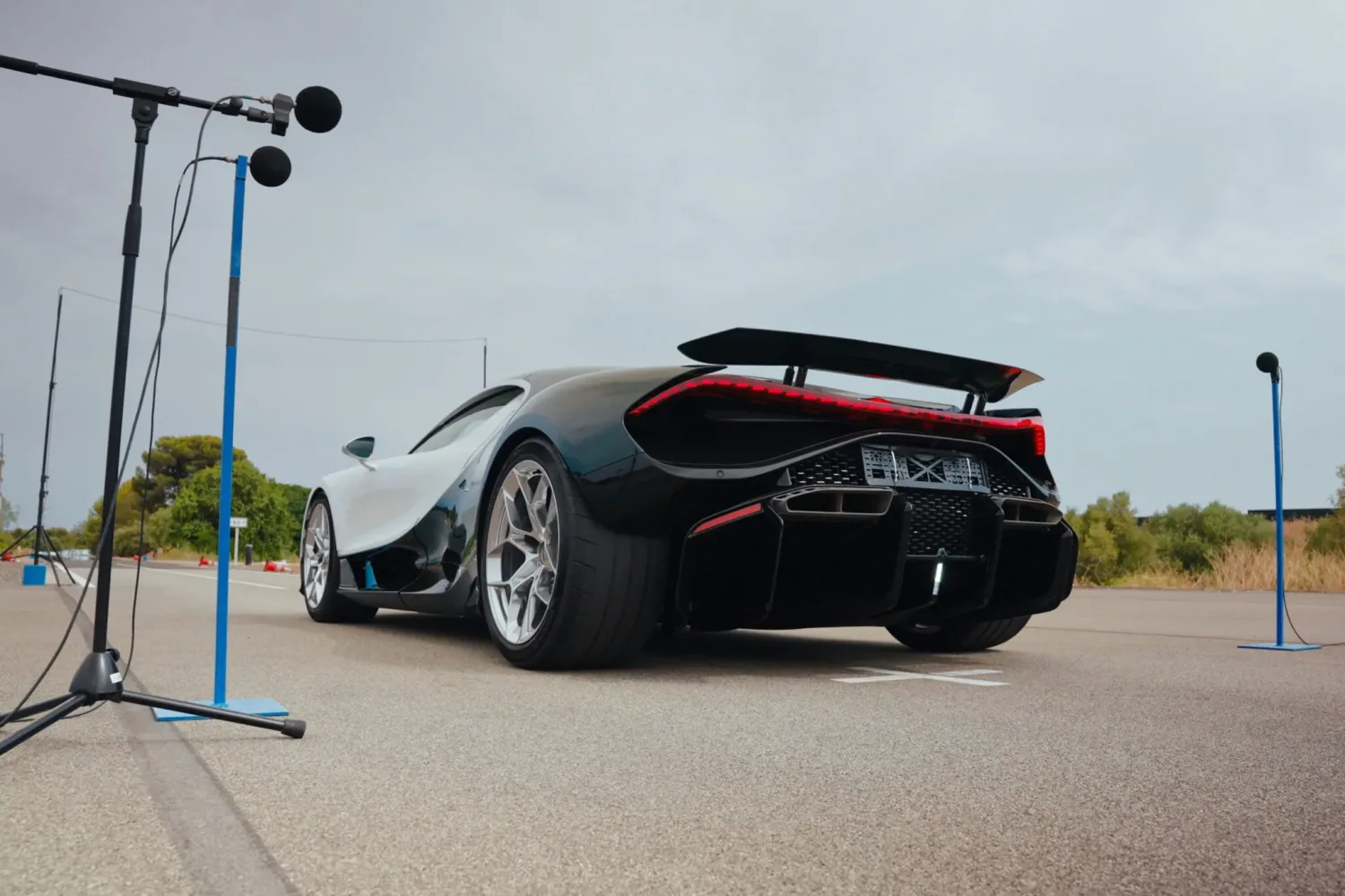 bugatti-tourbillon-2
