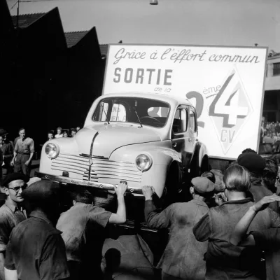 renault-4cv-1