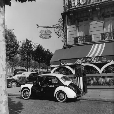 renault-4cv-13