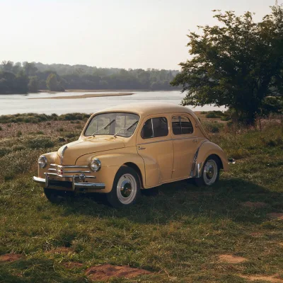 renault-4cv-18