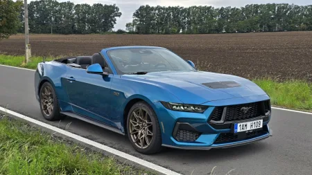 test-2026-ford-mustang-gt-convertible-13