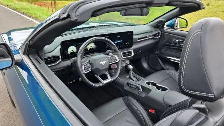 test-2026-ford-mustang-gt-convertible-18